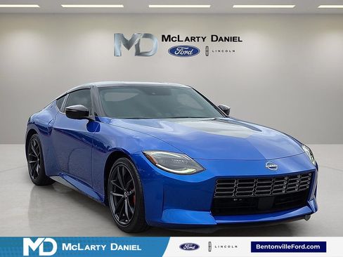 Used 2024 Nissan Z Performance w/ Floor Mat Package RWD image 1