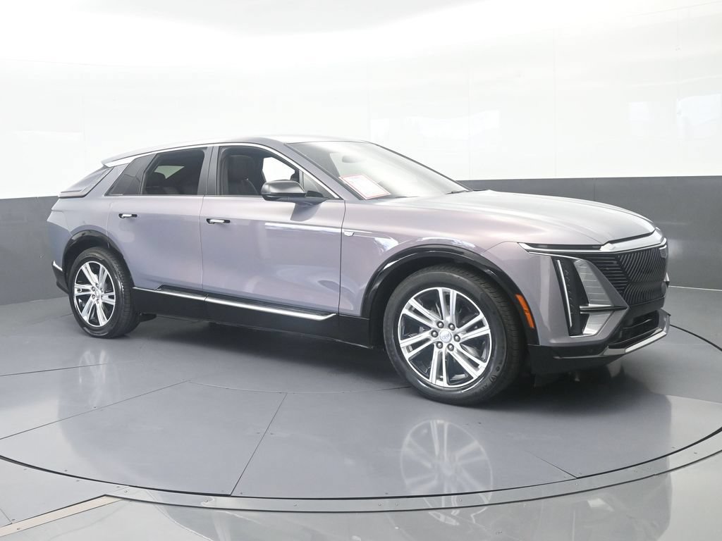 Used 2024 Cadillac Lyriq Tech RWD image 8