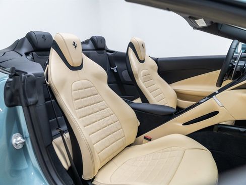 Used 2025 Ferrari Roma Spider image 53