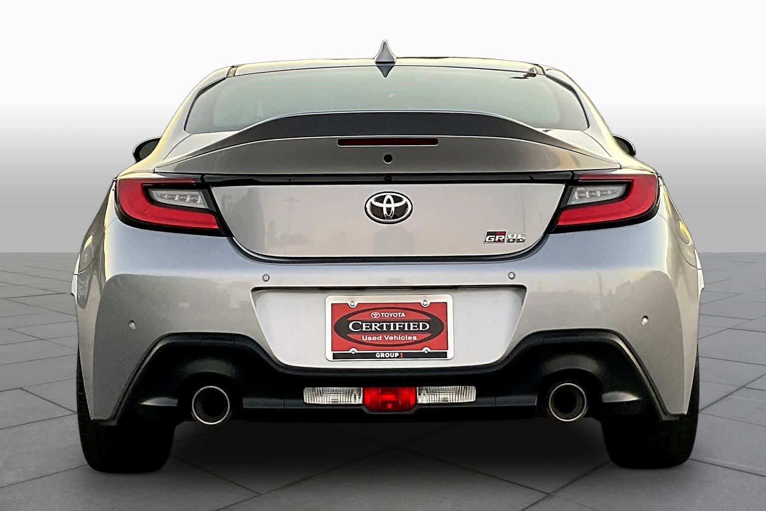 Used 2026 Toyota GR86 Premium w/ Performance Package RWD image 5