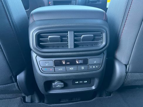 New 2026 Honda Ridgeline Black Edition image 32