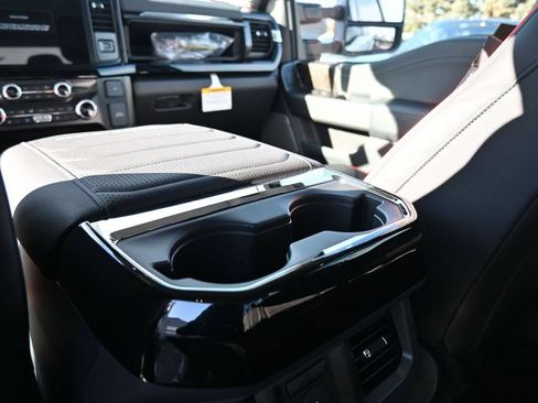 New 2026 Ford F250 Lariat w/ Black Appearance Package AWD/4WD image 38