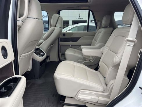 Used 2020 Lincoln Navigator Reserve w/ Equipment Group 208A Reserve image 15