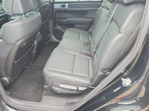 Used 2024 Hyundai Santa Fe Limited FWD image 16