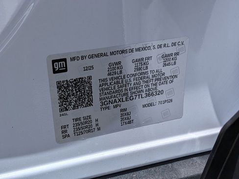 New 2026 Chevrolet Equinox RS w/ Convenience Package III FWD image 32