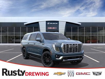 New 2026 GMC Yukon XL Denali w/ Sun & Power Step Package