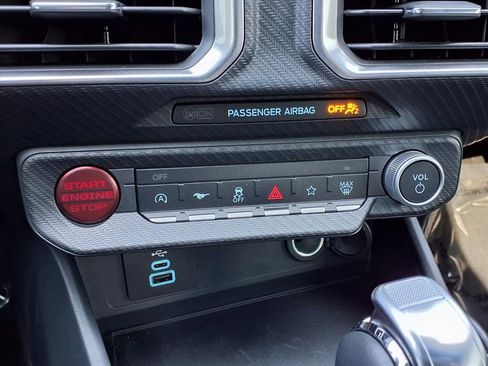 Used 2025 Ford Mustang GT Premium image 11