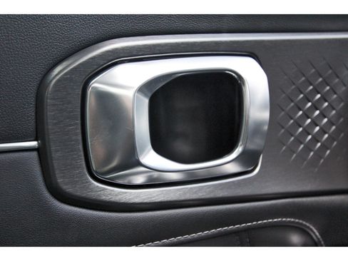 Certified 2023 Kia Sorento SX AWD/4WD image 24