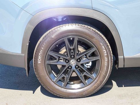 Certified 2026 Toyota Grand Highlander AWD Hybrid image 9