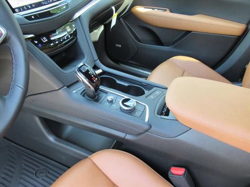 New 2026 Cadillac XT5 Premium Luxury w/ Driver Assist Package FWD image 14