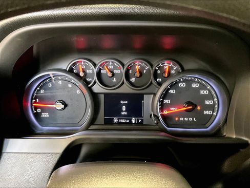 Used 2023 Chevrolet Silverado 2500 Custom w/ Custom Convenience Package image 25