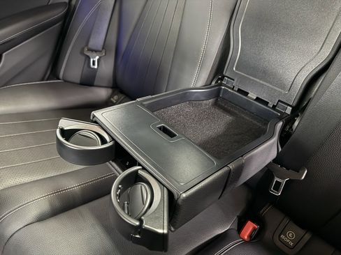 Used 2021 Mercedes-Benz E 350 4MATIC Sedan image 20