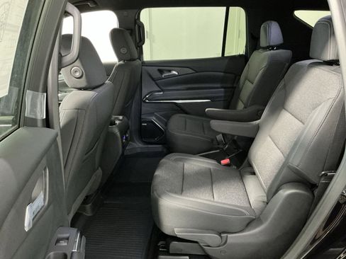 New 2026 Chevrolet Traverse LT w/ Enhanced Driving Package image 33