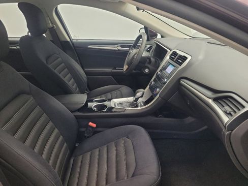 Used 2013 Ford Fusion SE image 21