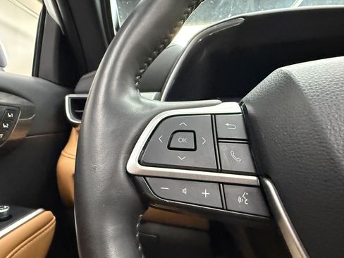 Used 2024 Toyota Highlander Platinum AWD/4WD image 15