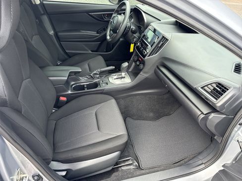 Used 2019 Subaru Impreza 2.0i Premium image 31