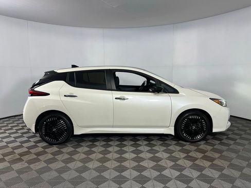 Used 2024 Nissan Leaf SV Plus image 5