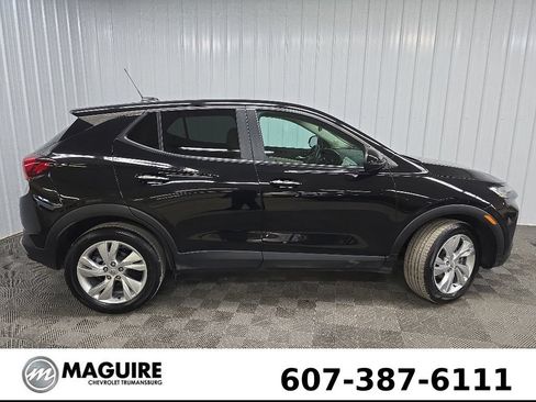 Used 2024 Buick Encore GX Preferred AWD/4WD image 2
