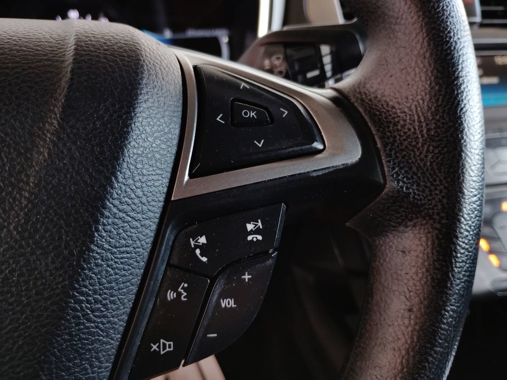 Used 2019 Ford Fusion SE FWD image 28
