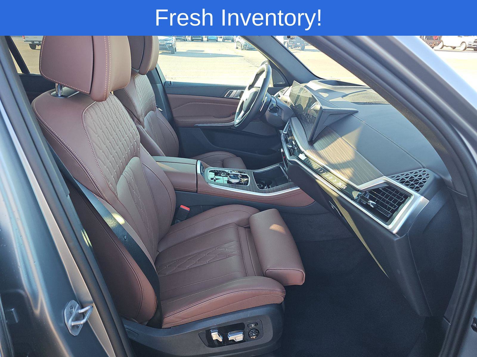 Used 2026 BMW X5 xDrive50e AWD/4WD image 14
