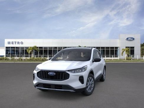 New 2026 Ford Escape Active w/ Tech Pack #1 FWD image 2
