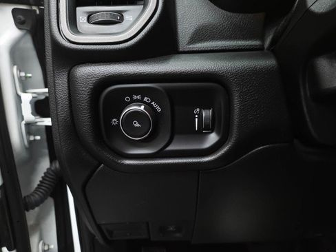Used 2022 RAM 2500 Tradesman AWD/4WD image 29