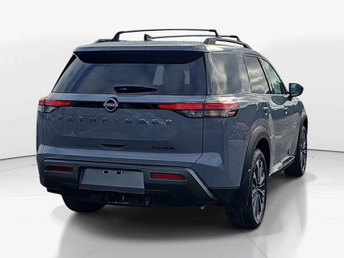 New 2026 Nissan Pathfinder Platinum w/ Cargo Package FWD image 4