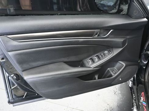 Used 2019 Honda Accord Sport image 16