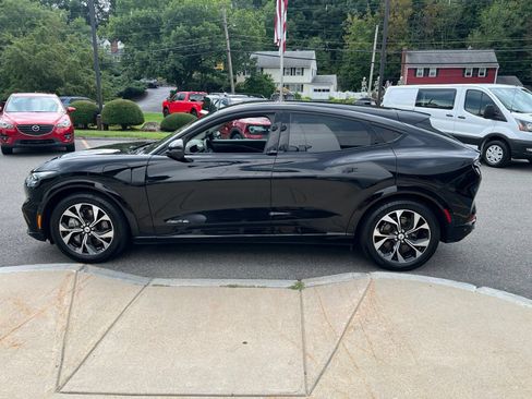 Certified 2023 Ford Mustang Mach-E Premium AWD/4WD image 4