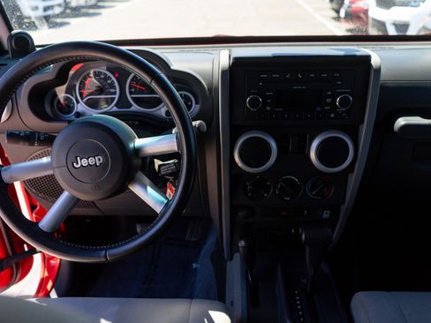 Used 2010 Jeep Wrangler Sahara AWD/4WD image 11