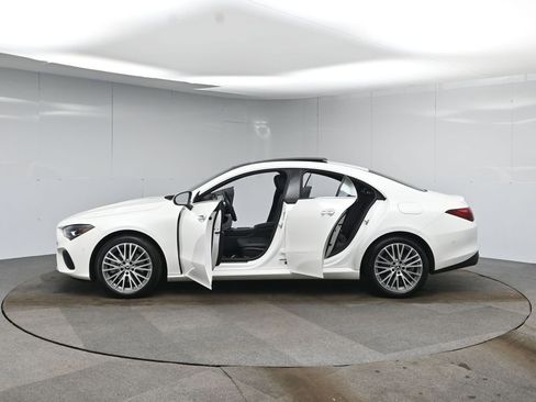 Used 2025 Mercedes-Benz CLA 250 image 52