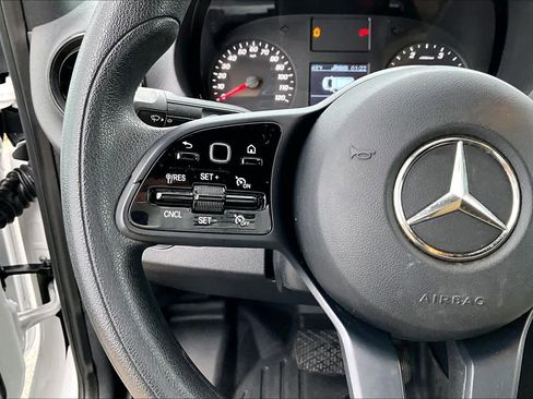 Used 2023 Mercedes-Benz Sprinter 2500 image 22