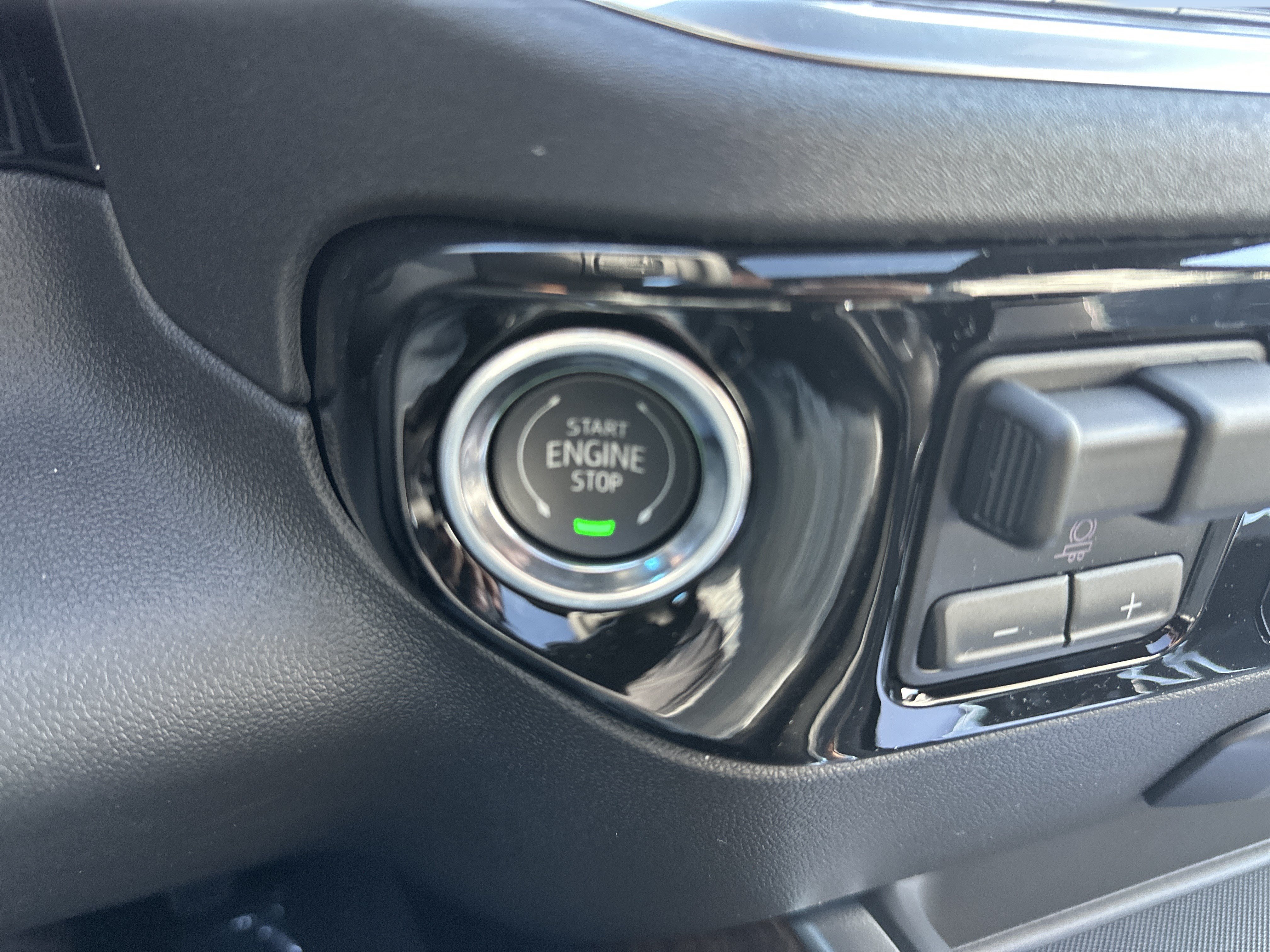 New 2026 Chevrolet Silverado 2500 High Country w/ High Country Premium Package AWD/4WD image 18