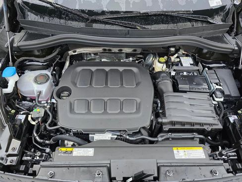 New 2026 Volkswagen Tiguan SE AWD/4WD image 11