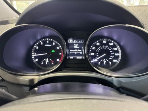 Used 2017 Hyundai Santa Fe Sport image 18