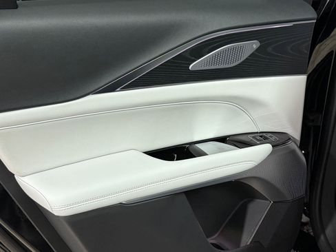 New 2026 Cadillac Lyriq Premium Sport AWD/4WD image 38
