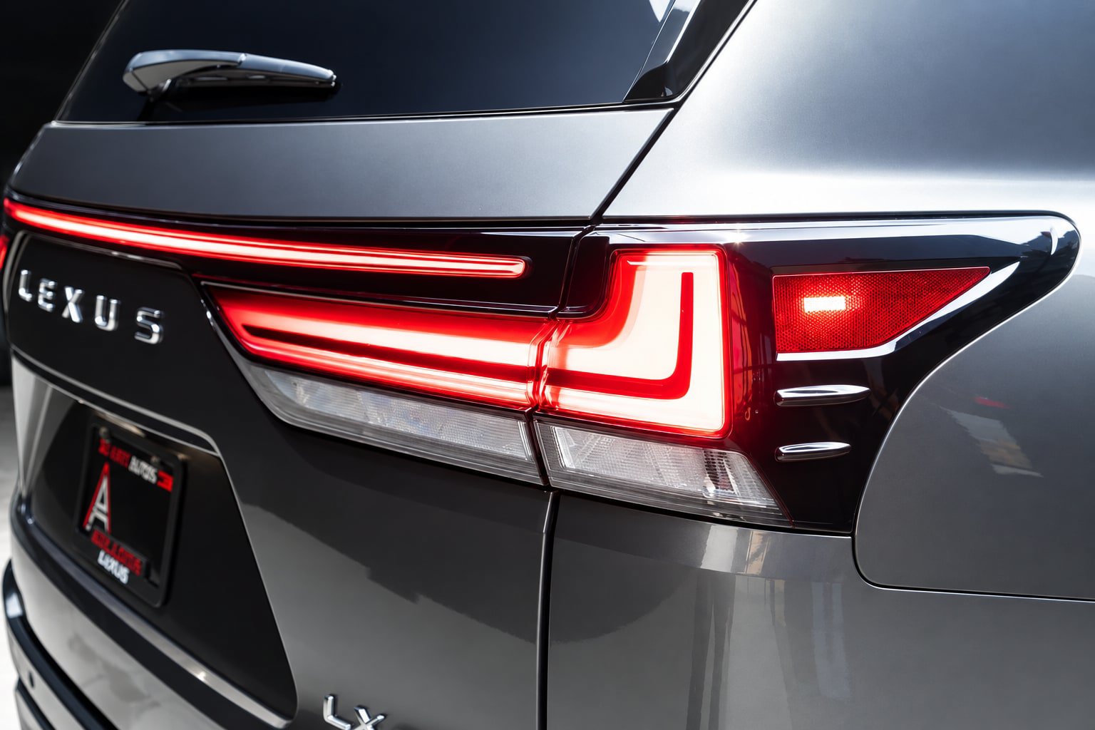 Used 2024 Lexus LX 600 F Sport AWD/4WD image 16