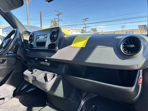Used 2019 Mercedes-Benz Sprinter 144 Cargo image 11