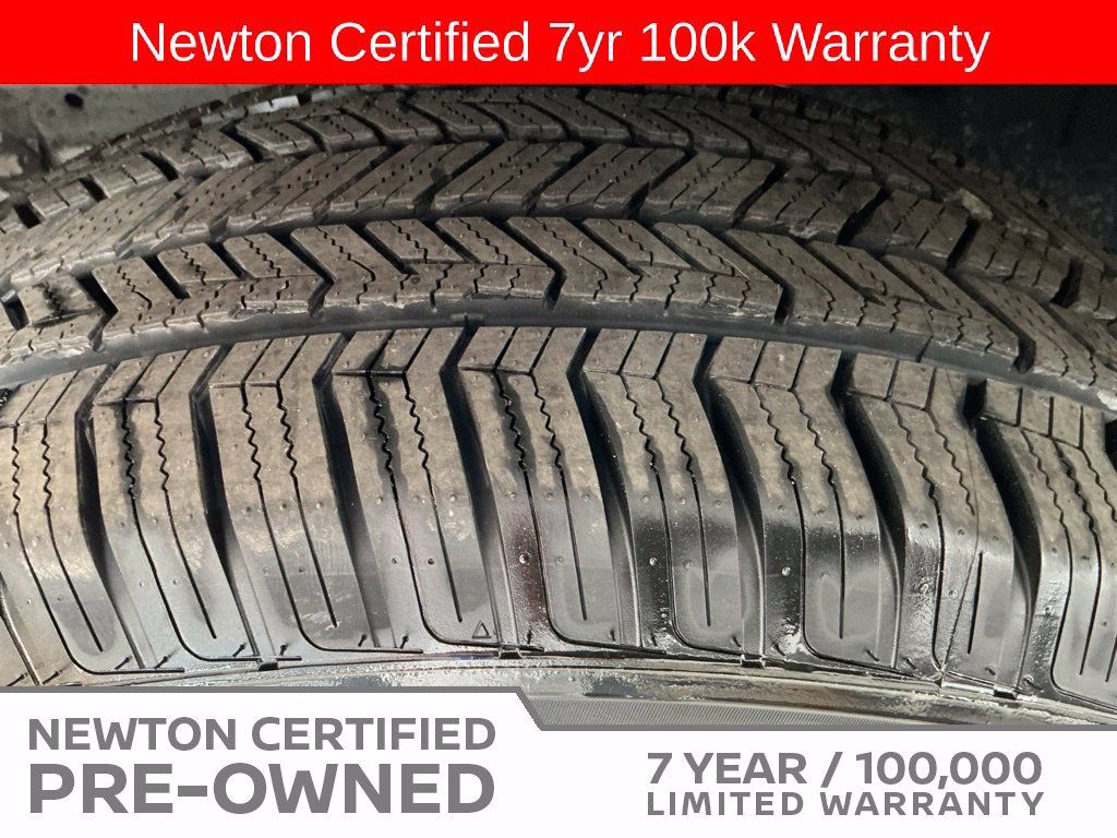 Used 2024 Nissan Pathfinder SL AWD/4WD image 53