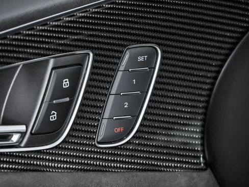 Used 2017 Audi RS 7 Performance image 18