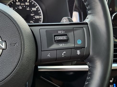 Used 2022 Nissan Pathfinder Platinum w/ Cargo Package AWD/4WD image 24