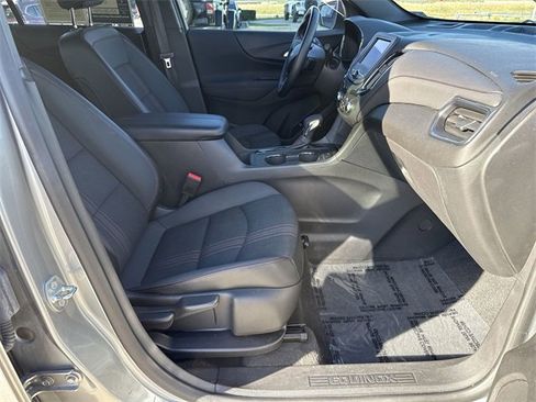 Used 2023 Chevrolet Equinox RS image 15