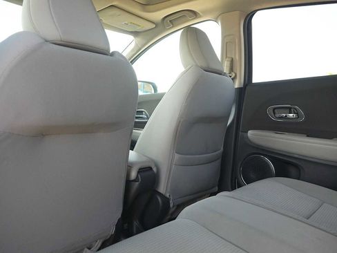 Used 2019 Honda HR-V EX image 13