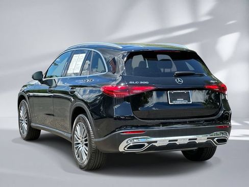 Certified 2024 Mercedes-Benz GLC 300 4MATIC image 3