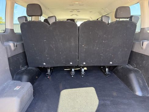 Used 2024 Ford Transit 350 XLT image 4