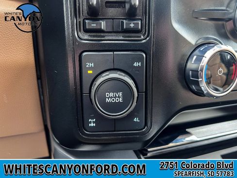 Used 2024 Ford F350 Lariat w/ FX4 Off-Road Package AWD/4WD image 17
