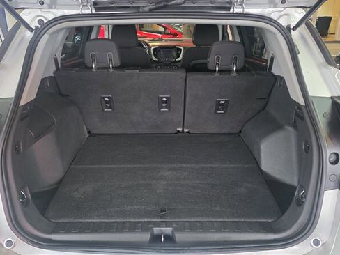 Used 2018 GMC Terrain SLE image 27