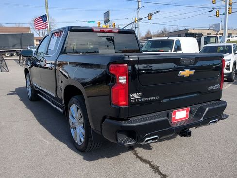 Used 2024 Chevrolet Silverado 1500 High Country image 6