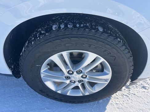 Used 2019 Buick Enclave Essence image 57