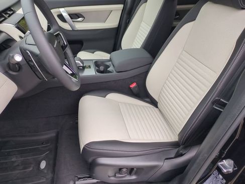 New 2026 Land Rover Discovery Sport Landmark AWD/4WD image 12